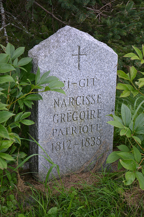 Pierre tombale de Narcisse Grégoire, L’Acadie